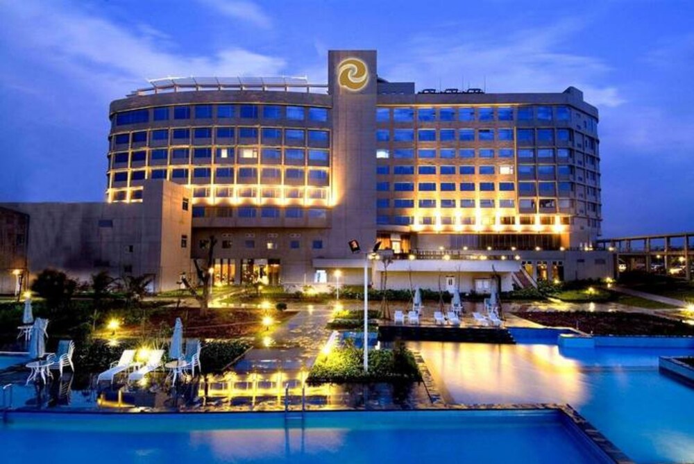 Tienyow Grand Hotel in Haikou, People's Republic of China