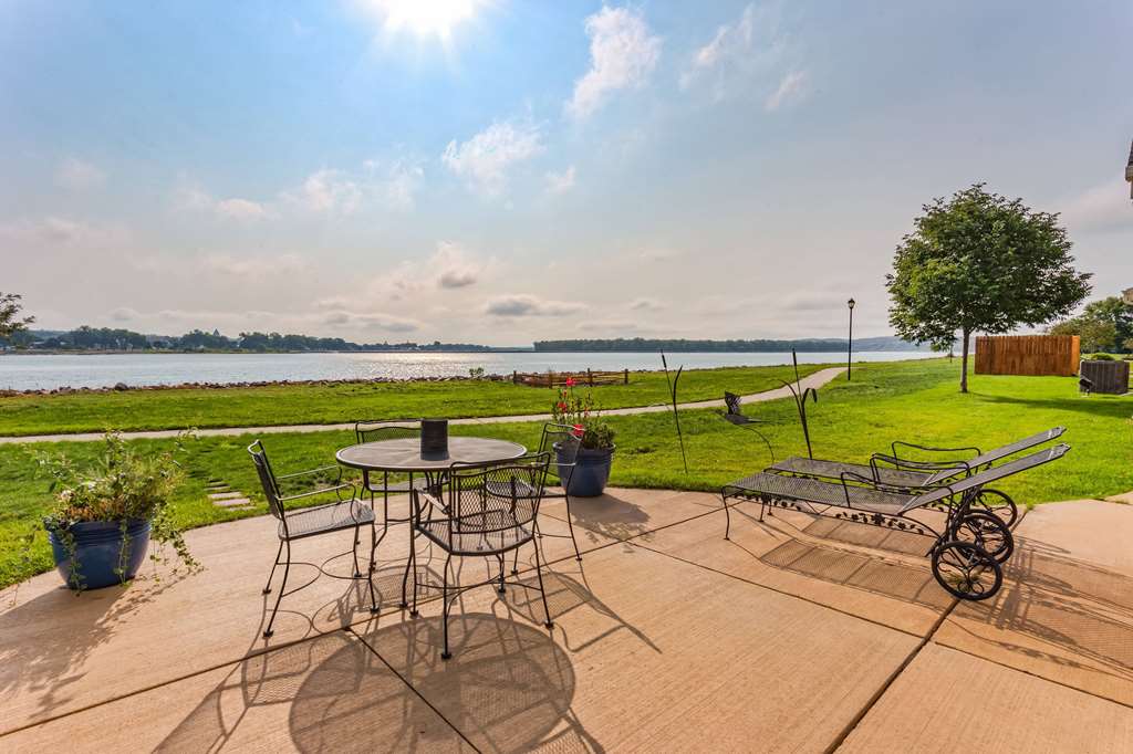 AmericInn by Wyndham Fort Pierre Conference Center - photo 3