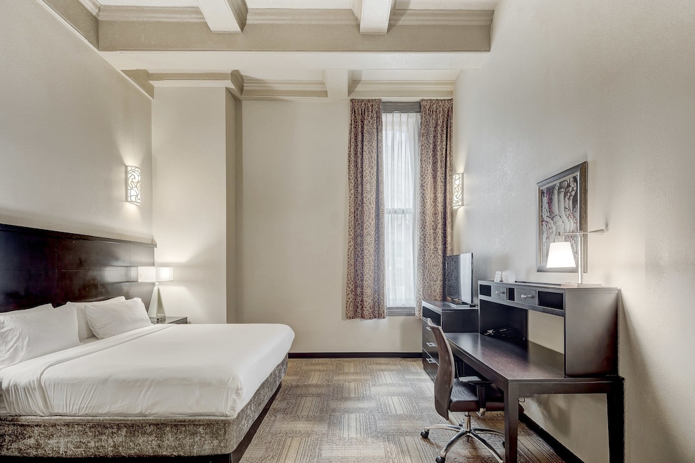 Staybridge Suites Baltimore Inner Harbor by IHG - photo 39