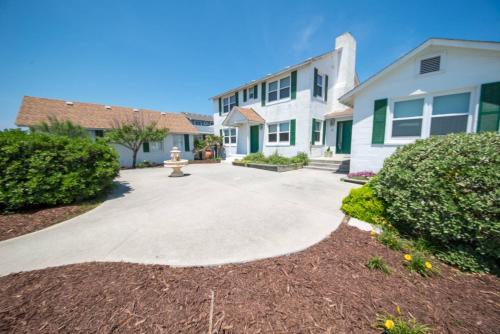 A Shore Thing Southern Shoes Oceanfront Dune Top Deck w Ocean View Pool Hot Tub - photo 45