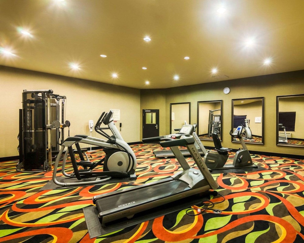 Spark by Hilton Amarillo Western Plaza - photo 34