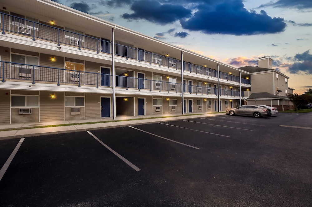 Birch Hill Suites Lakeland - photo 49