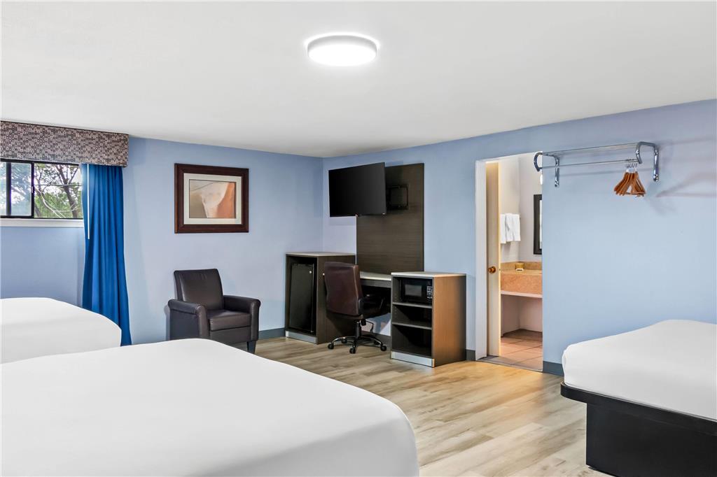 Travelodge by Wyndham Las Vegas NM - photo 25