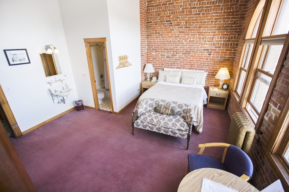 Victor Hotel - photo 17