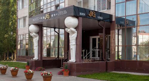 John Gold in Anna, Russia