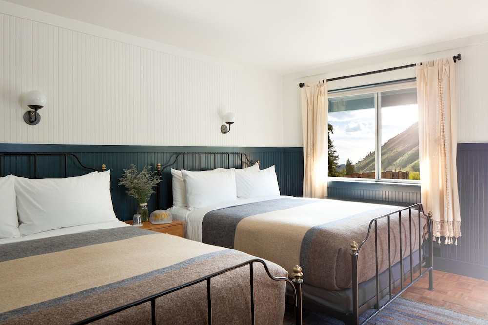 Anvil Hotel - photo 7