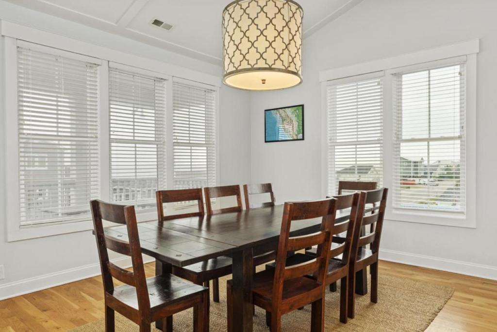 Coast is Clear by Oak Island Accommodations - photo 13