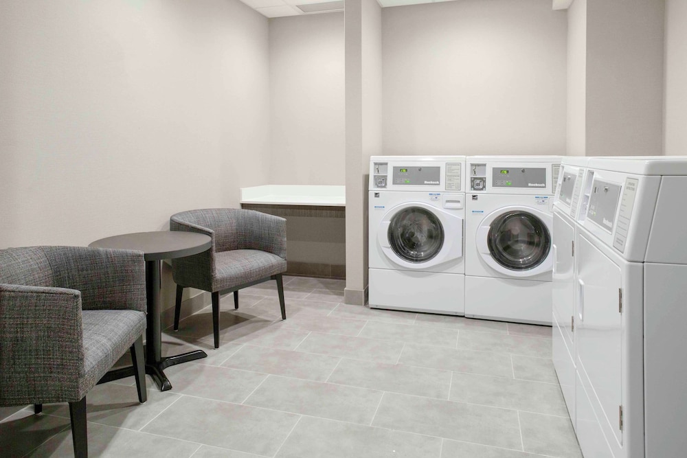 Homewood Suites by Hilton Lansing Eastwood - photo 20