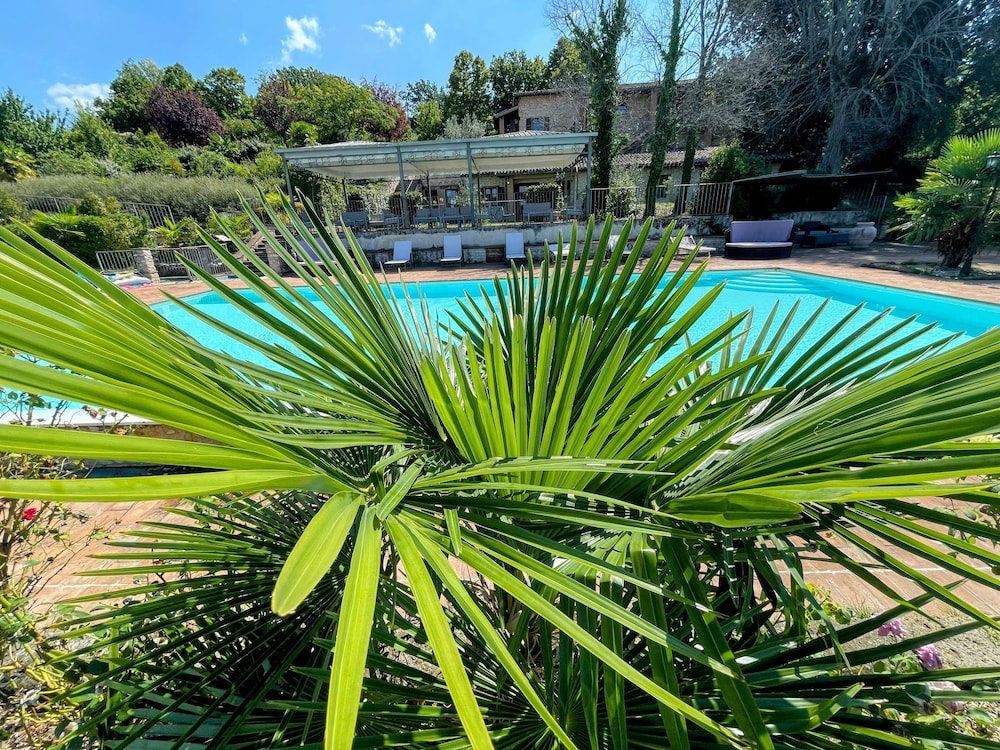 Apt 2 in Spoleto Stunning Grounds. Panoramic Views all Around You Sleeps 4 Spoleto — 4-Star Luxury Hotel in Spoleto, Italy