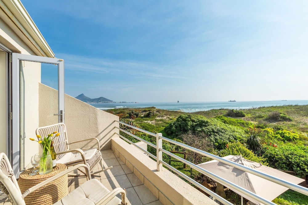 Marechale Way by HostAgents — 4-Star Luxury Hotel in Cape Town, South Africa