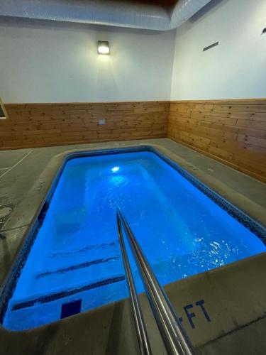 AuSable Valley Inn - carbon neutral hotel in Mio