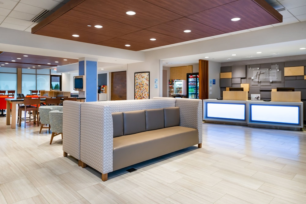 Holiday Inn Express & Suites Romeoville Joliet North by IHG - photo 43