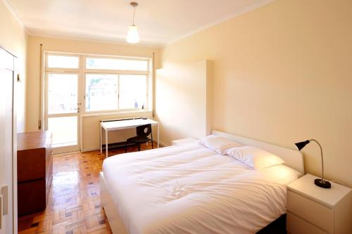 School Santos Pousada - last minute hotel in Porto