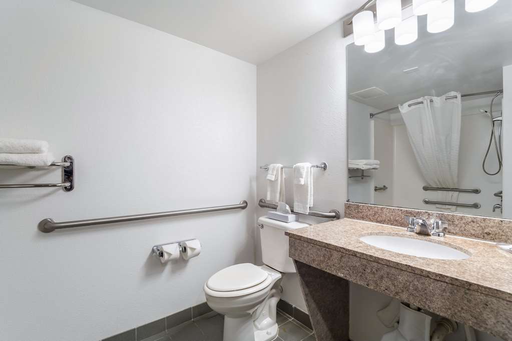 Quality Inn & Suites Augusta I 20 - photo 20