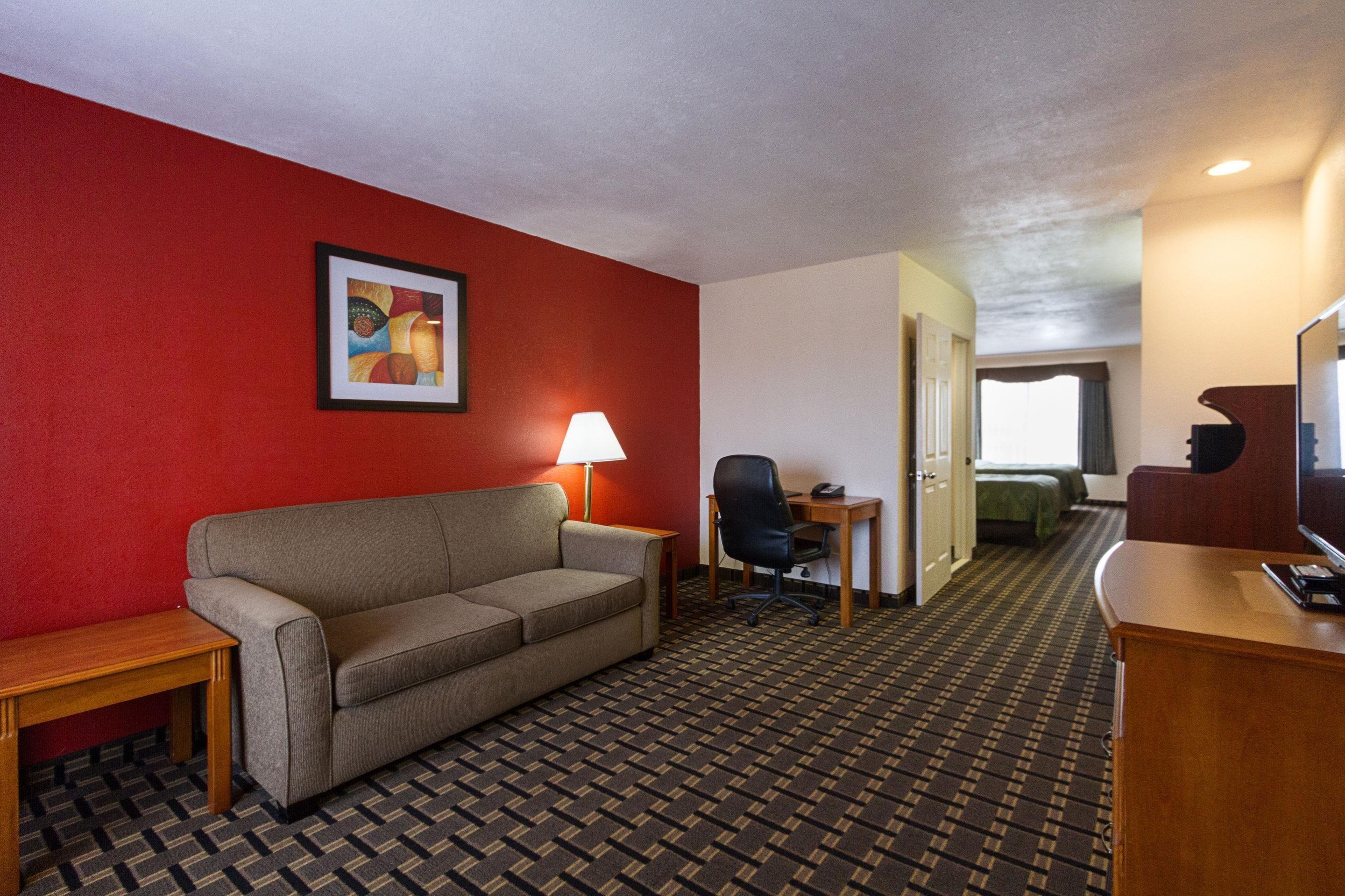Quality Inn & Suites Huntington Beach Fountain Valley - photo 16