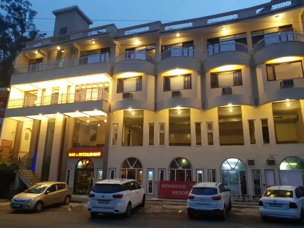 OYO 17097 Kenwood Resort in Kasauli, India
