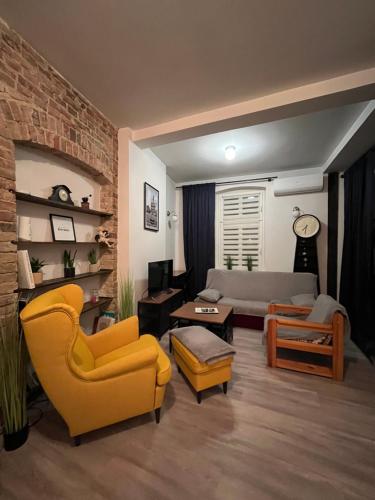 Słoneczny apartament centrum Poznania klimatyzacja wi fi TV zmywarka pralka piekarnik — 4-Star Luxury Hotel in Poznan, Poland