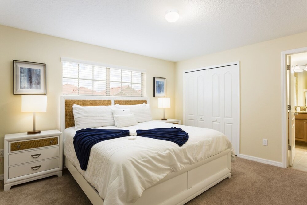 4 Bedrooms 3 Bathrooms Paradise Palms 8969 Bp - photo 3