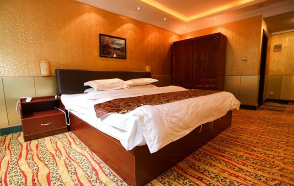Ruixi Hotel - carbon neutral hotel in Lhasa
