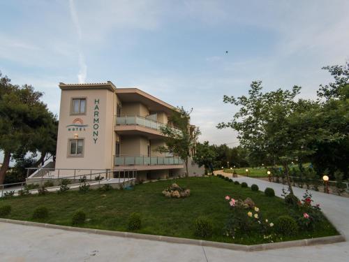 Harmony Hotel — hotel in Amaliada