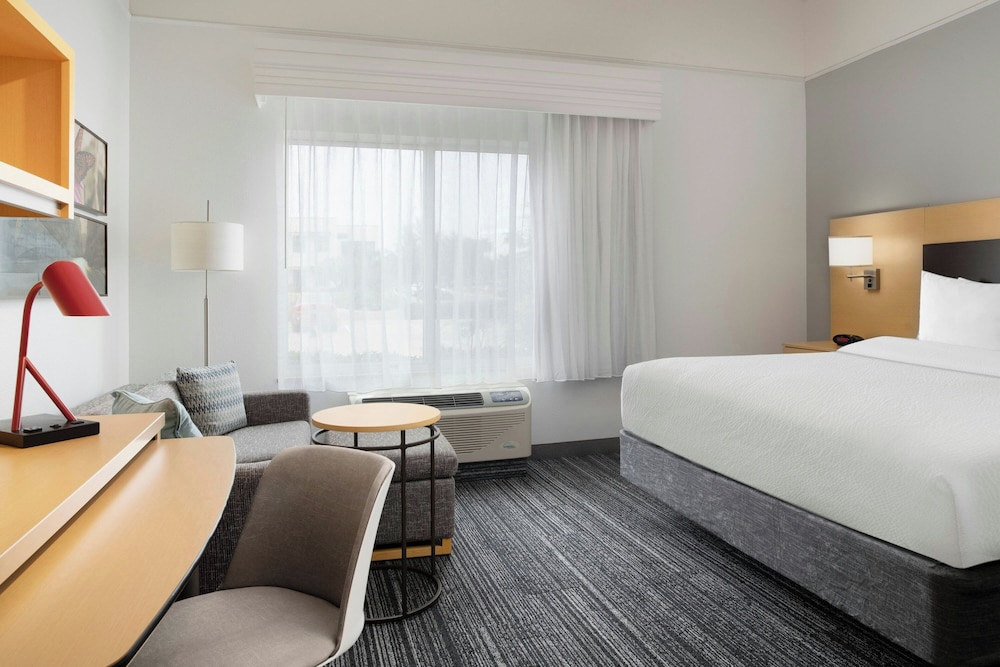 TownePlace Suites by Marriott Laredo - photo 11