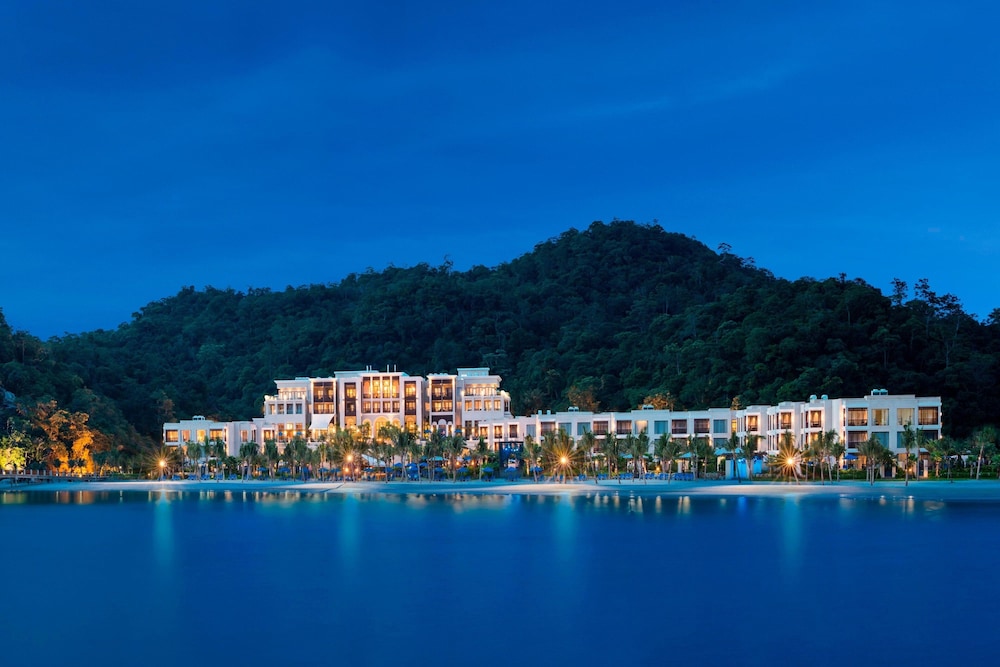 The St. Regis Langkawi — Kuah — photo 2