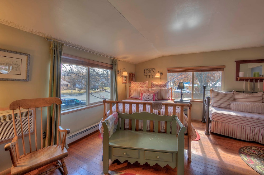 Cali Cochitta Vacation Rentals - photo 12
