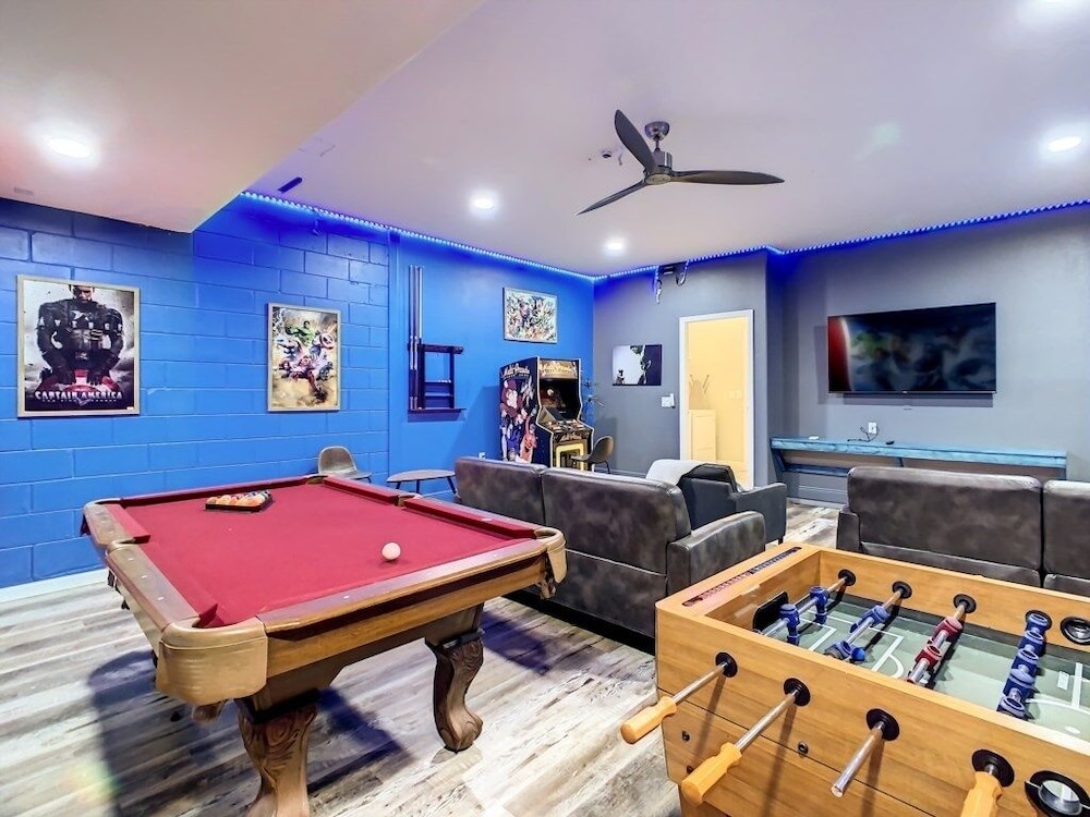 Fun Games & Relaxation At Solterra Resort 6 Bedroom Home by Redawning - photo 30