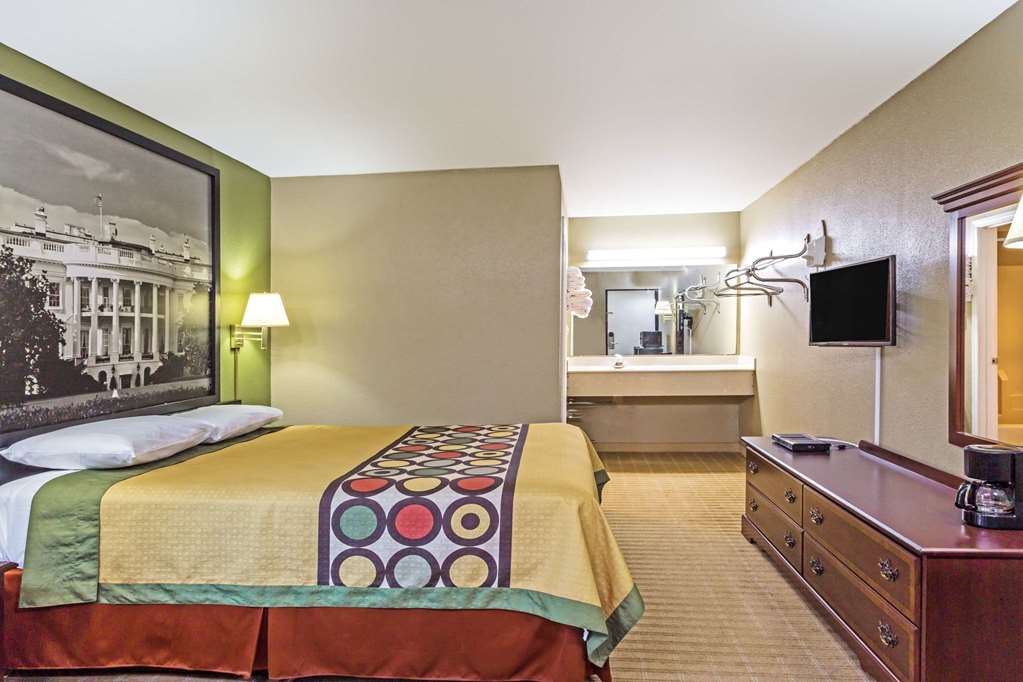 Super 8 by Wyndham Jessup Baltimore Area - photo 7
