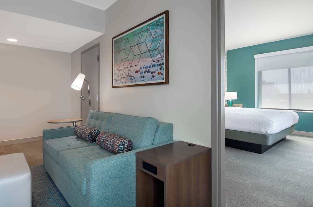 Home2 Suites by Hilton Jacksonville Downtown - photo 23