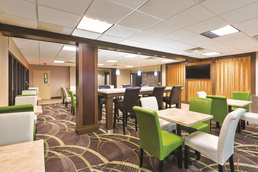 La Quinta Inn by Wyndham Austin North - photo 25