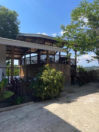 Moon Bar Hostel — Port Barton — photo 4