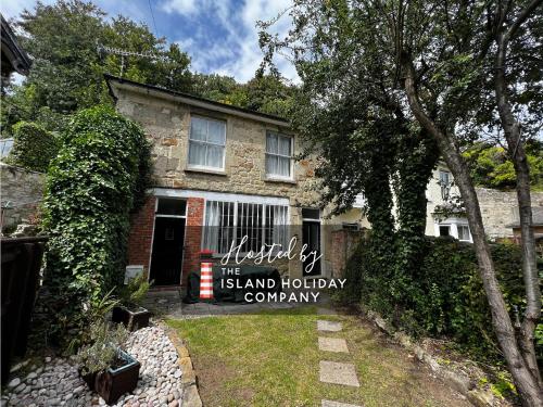 Orchard Cottage — 4-Star Luxury Hotel in Ventnor, United Kingdom