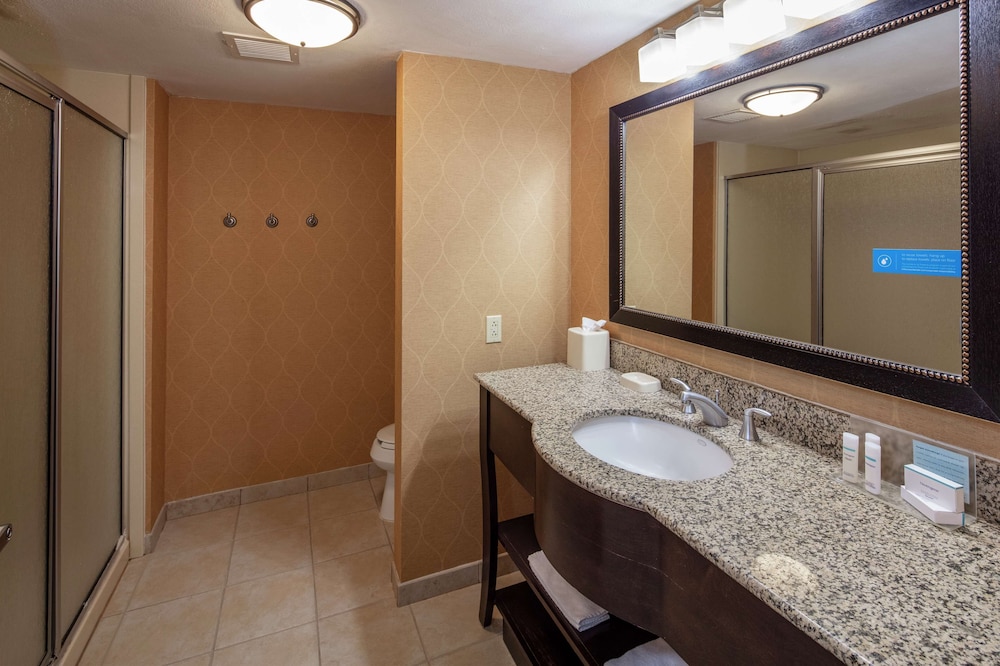 Hampton Inn & Suites Austin Cedar Park Lakeline - photo 27