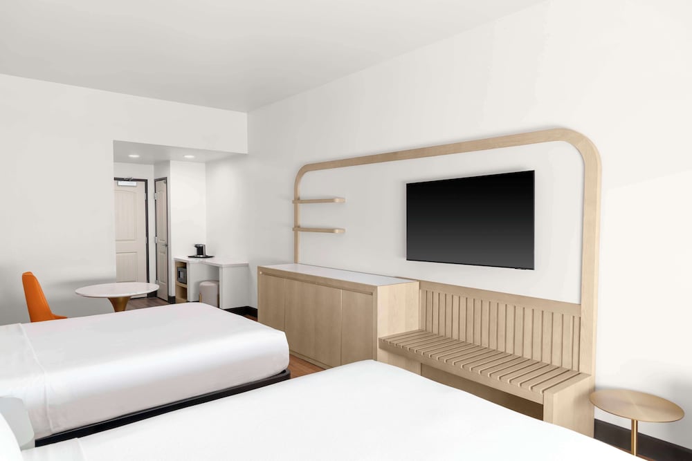 DoubleTree by Hilton Phoenix Gilbert - photo 14