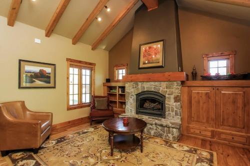 Clearwater Cottage 87 at Tamarack Resort by Casago McCall Donerightmanagement - photo 6