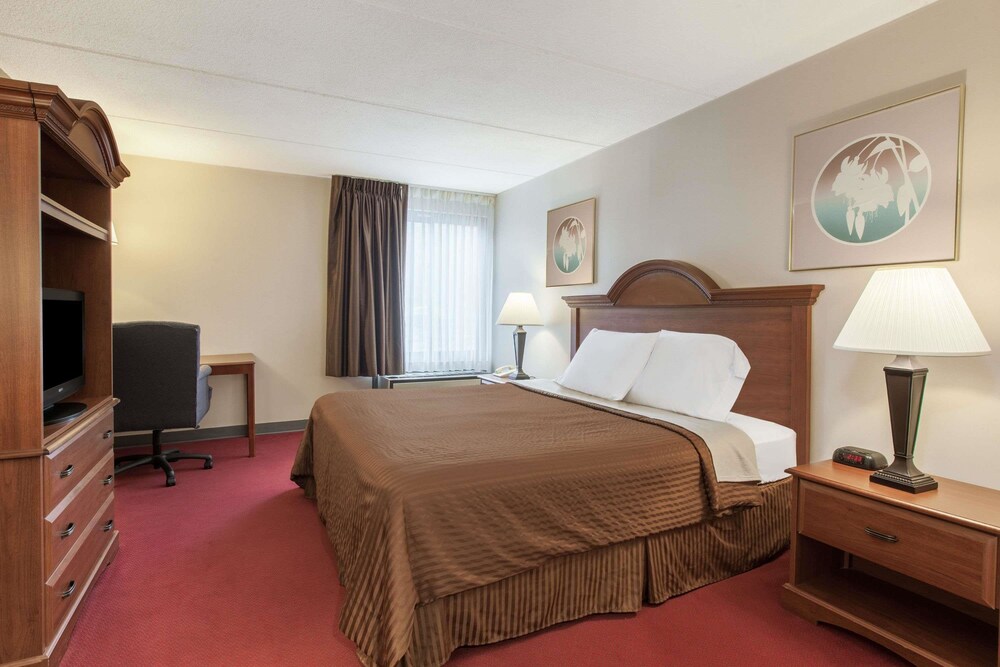 Rodeway Inn Little Falls - photo 9