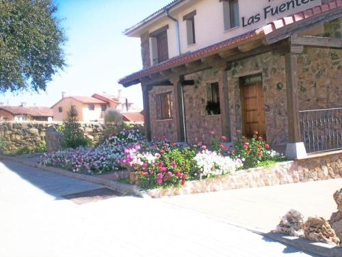Hotel Las Fuentes — hotel in Torrecaballeros