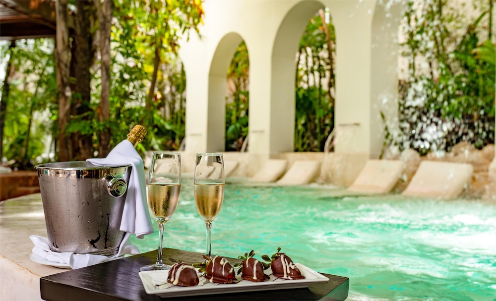 Oasis Palm All Inclusive