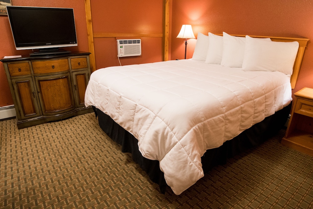 Silver Moon Inn - photo 52