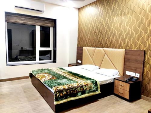 Hotel The 16 - last minute hotel in Kolkata