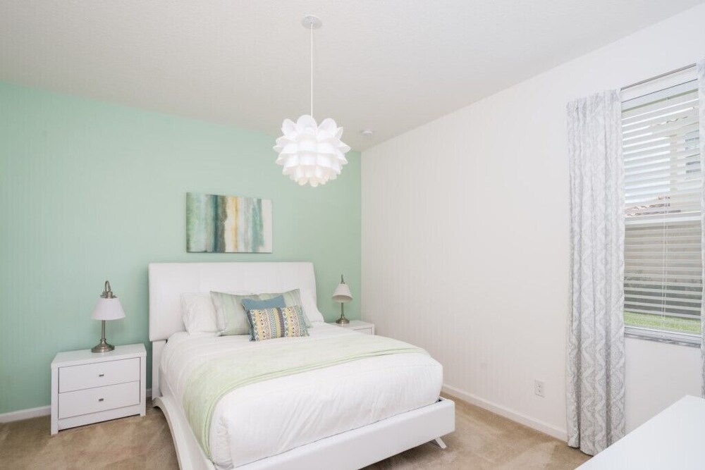 6 bedroom home at Solterra Resort - photo 20