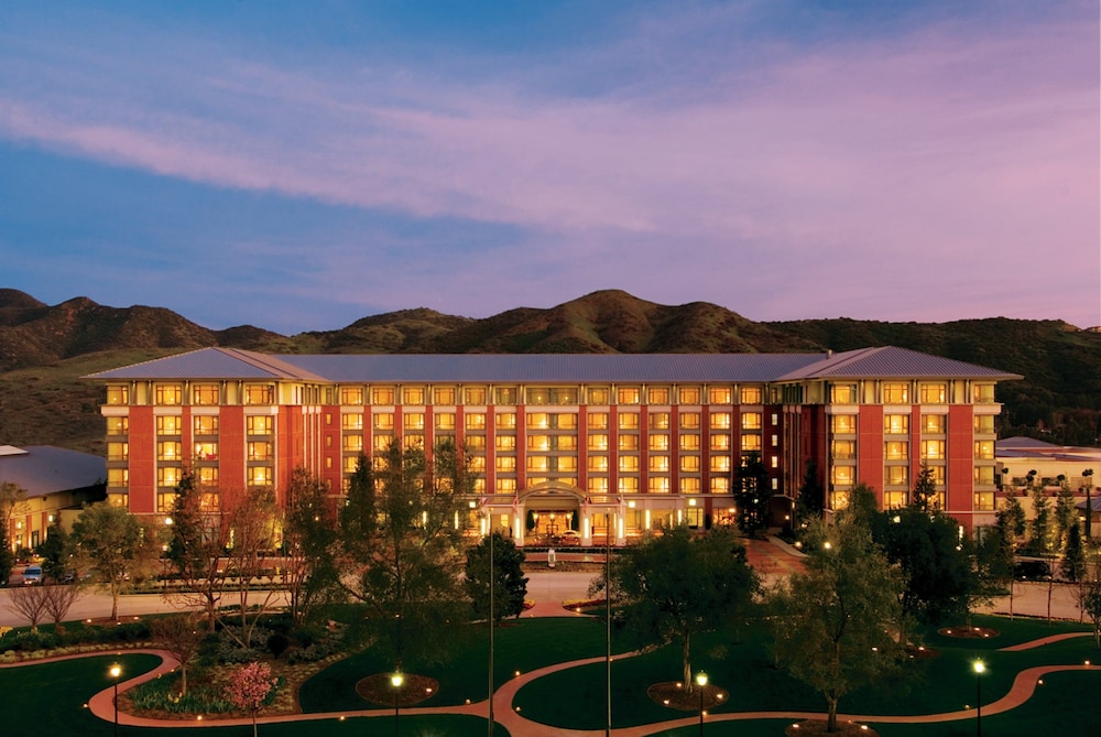 Four Seasons Hotel Los Angeles at Westlake Village - photo 112