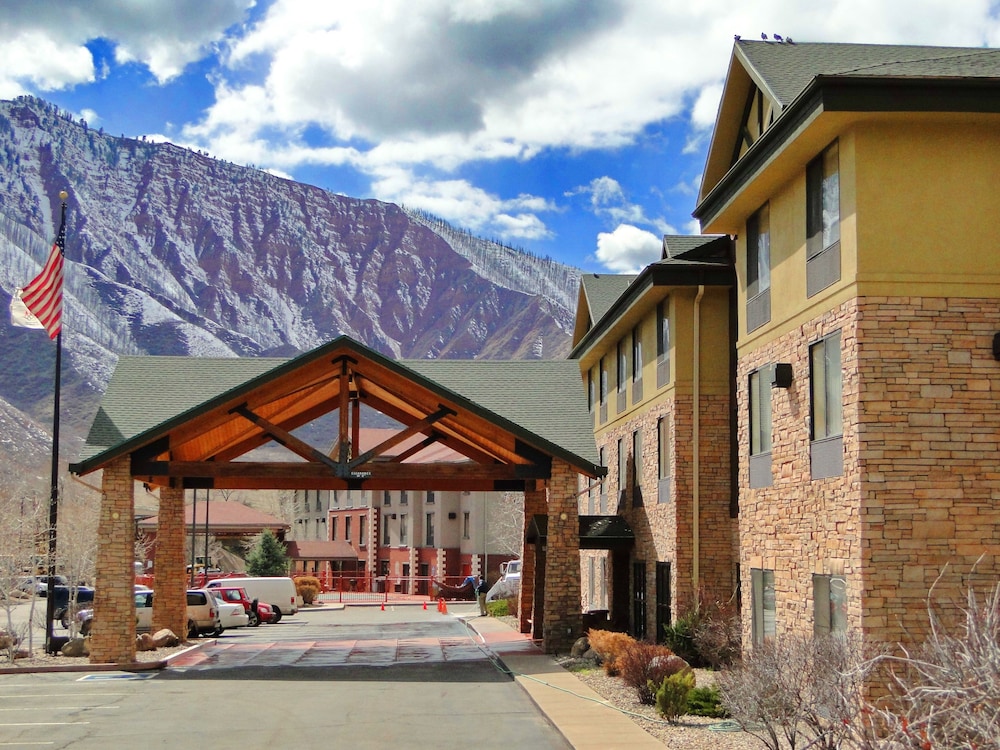 Hampton Inn Glenwood Springs - photo 61