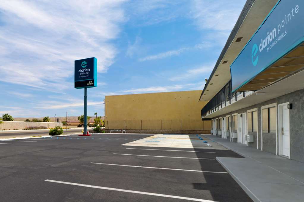 Clarion Pointe Ridgecrest near China Lake Naval Station - photo 10