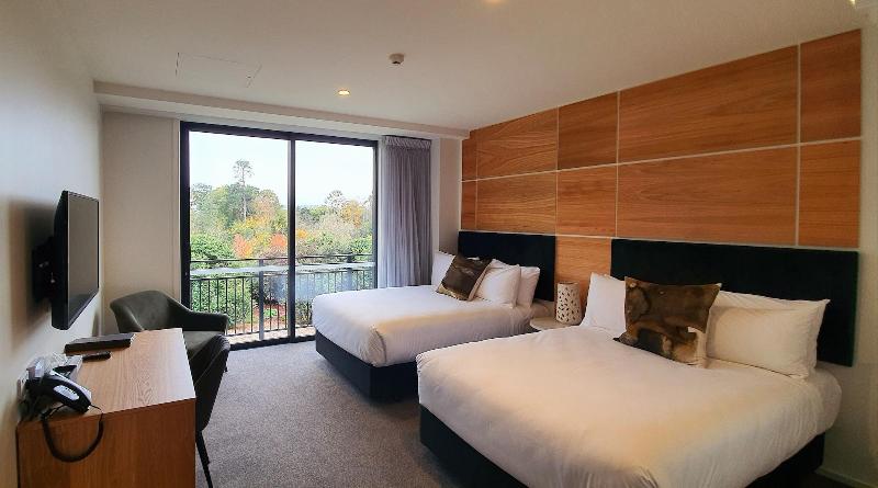 Hidden Lake Hotel & Apartments in Cambridge, New Zealand