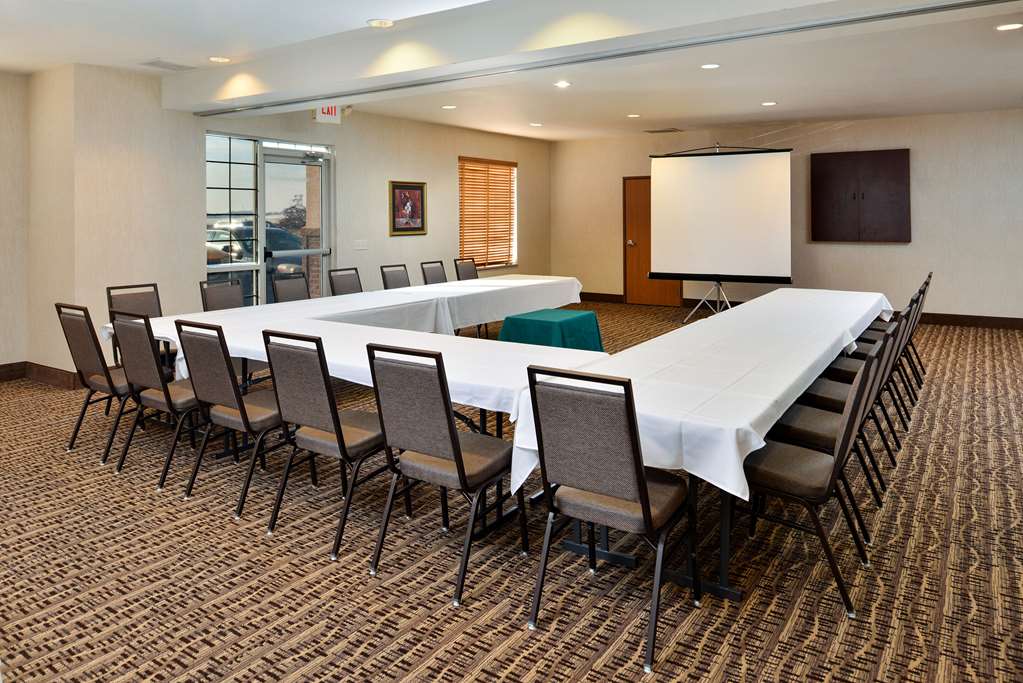 Comfort Inn & Suites Madison North - photo 26