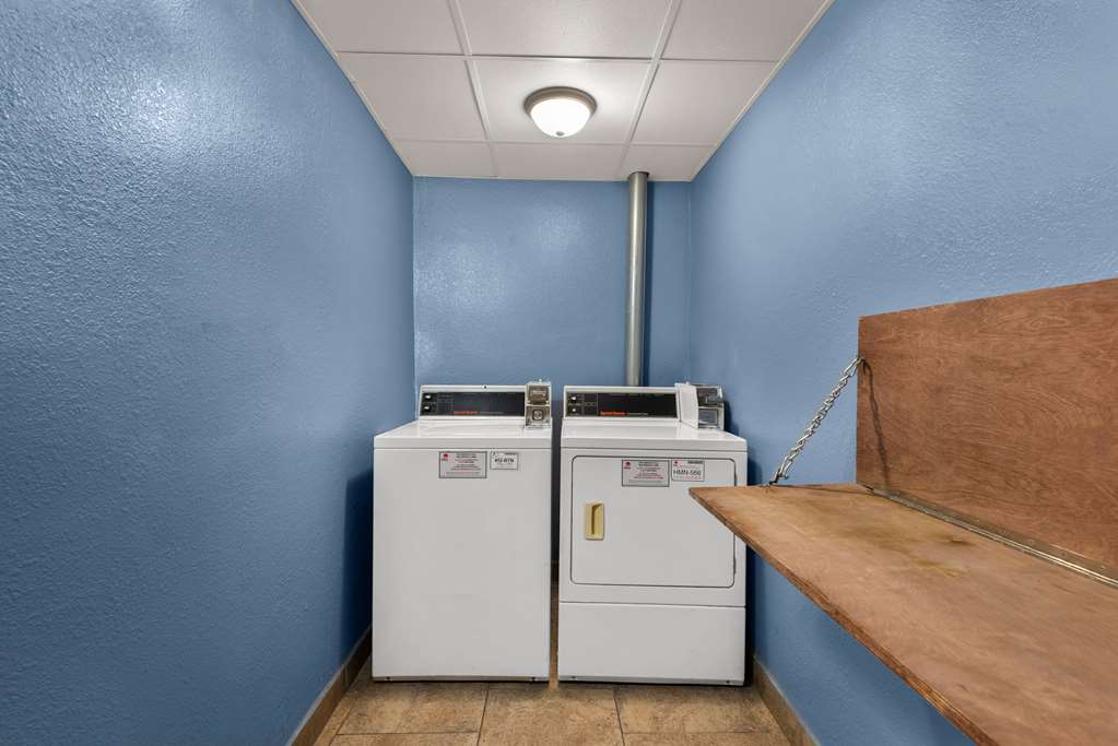 Days Inn by Wyndham Newton - photo 55