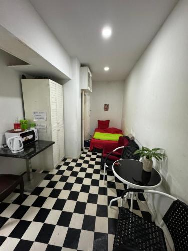 Manana House
