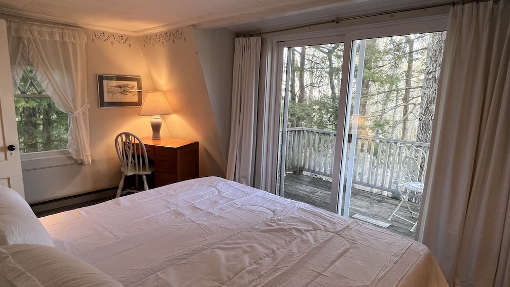 The High Tide Inn - photo 15